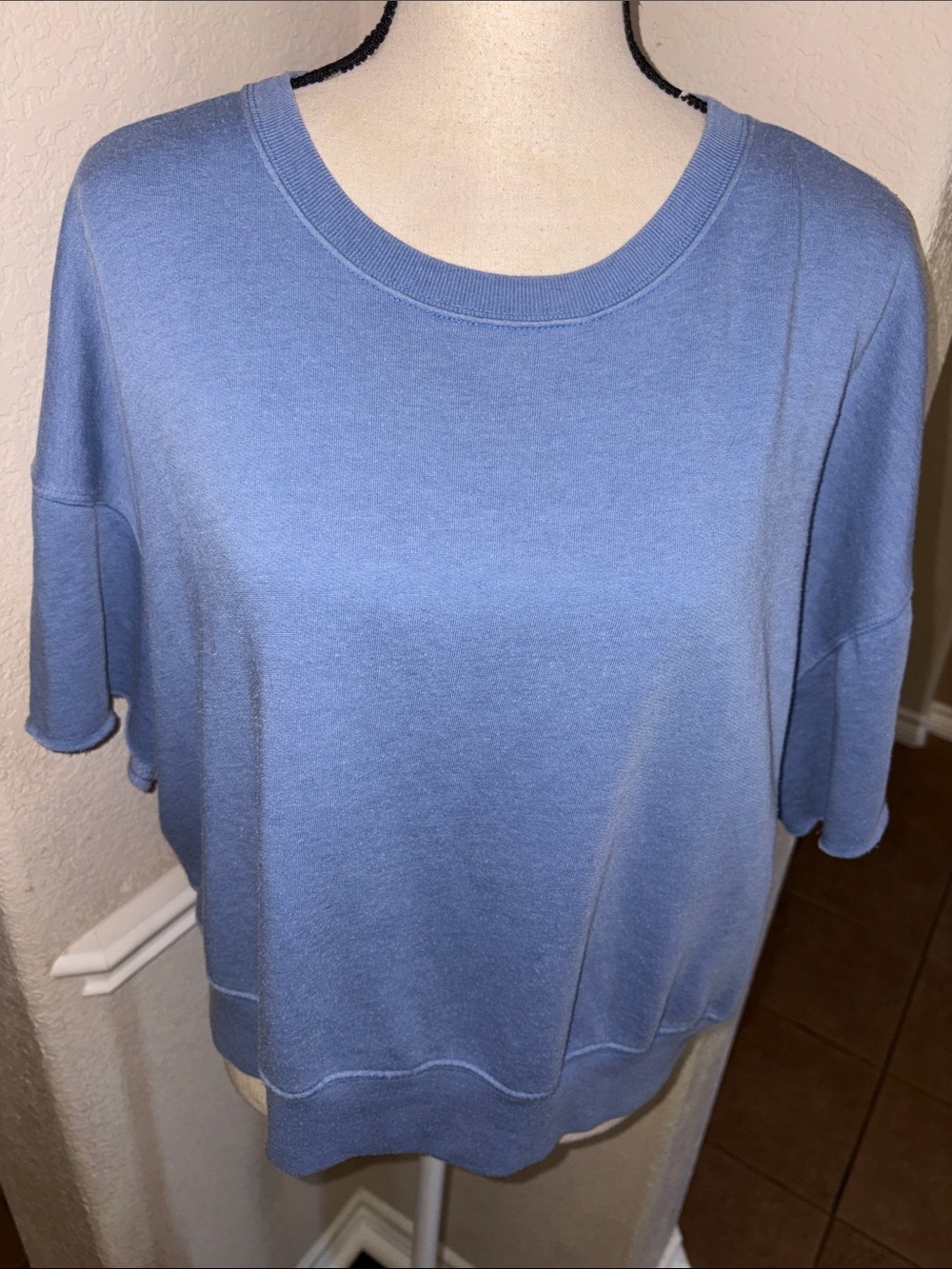 Pink Victoria Secret blue oversized raglan sleeves crop top Size M